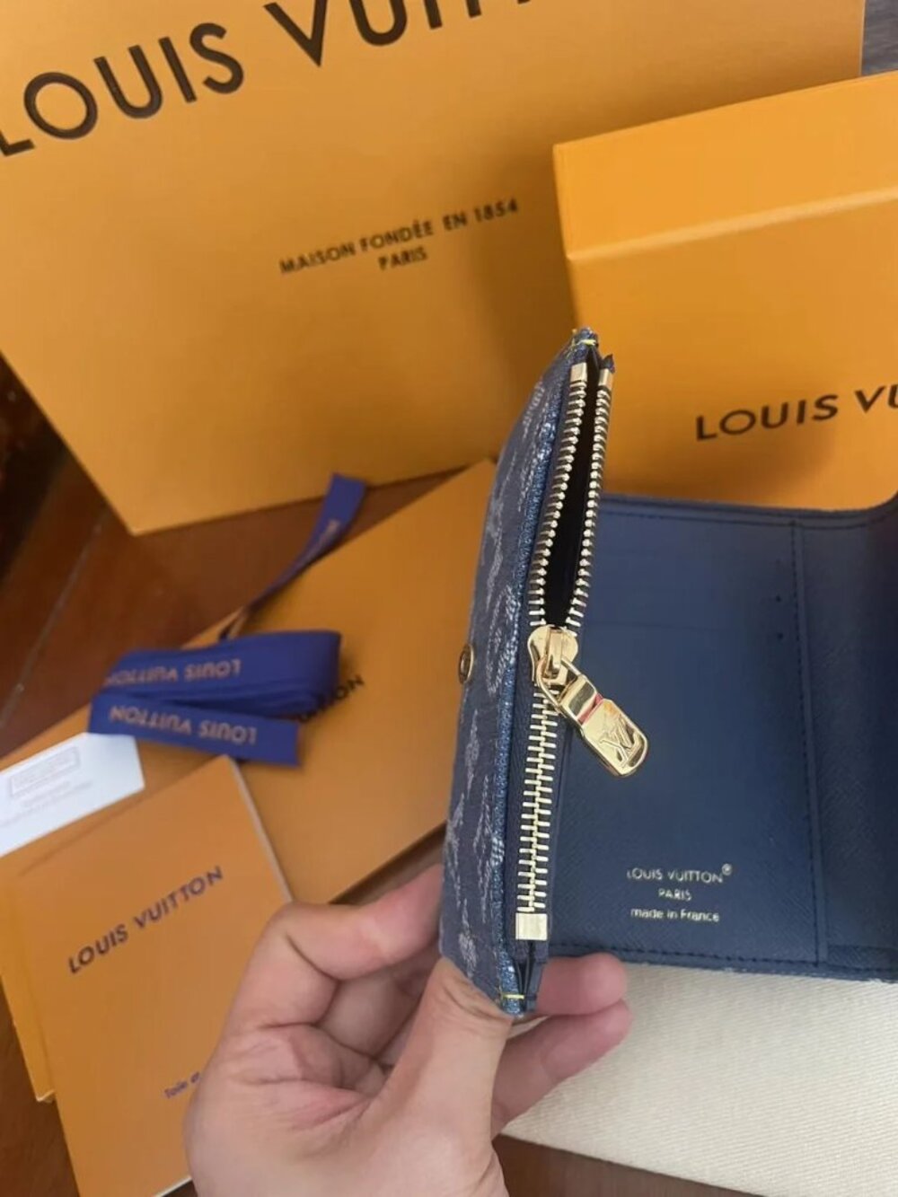 Louis Vuitton Blue Monogram Denim Envelope Snap Card Holder Wallet - Picture 6 of 6